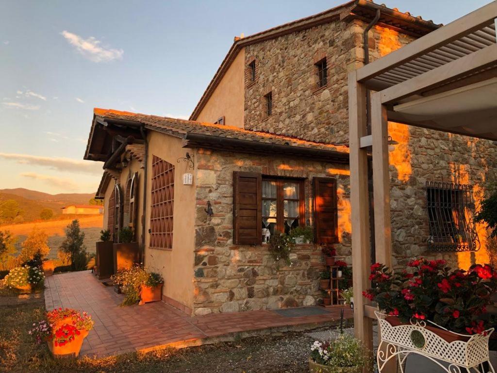 Bed And Breakfast Casale Del Sole Castellina Marittima Exterior photo