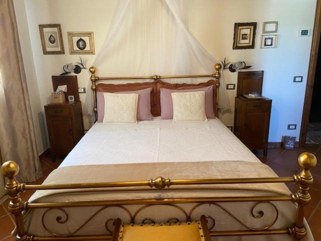 Bed And Breakfast Casale Del Sole Castellina Marittima Exterior photo